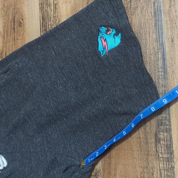 MrBeast Terry Cloth Jogger Sweat Shorts Size Large in Heathered Black - Picture 7 of 8